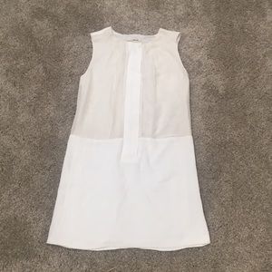 Elegant Mod-style White Shift Dress Size 0